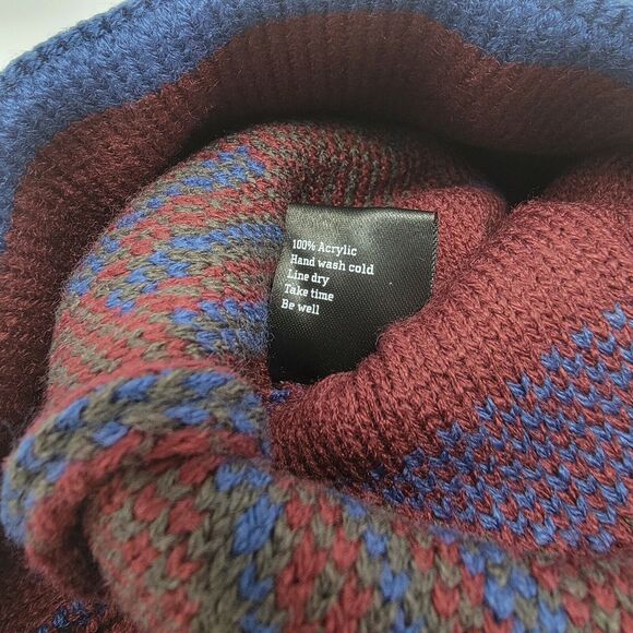 Flylow Revival Pom Beanie Saphire Blue Red Gray Knit Hat Unisex Size OSFM NEW - Picture 6 of 6